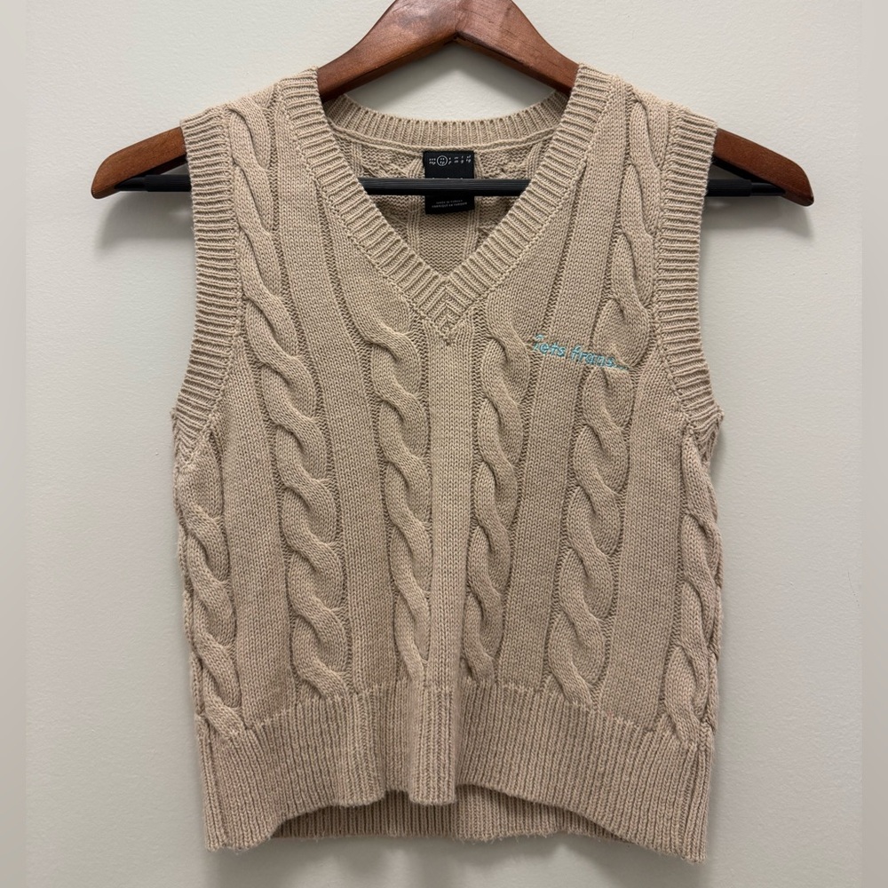 Urban Outfitters Cable Knit Sweater Vest - Beige “iets frans”